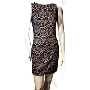 guess chevron sequin dress GUESS Black/Gold Sequin Chevron Striped Stretch Sheath Dress - MSRP $158